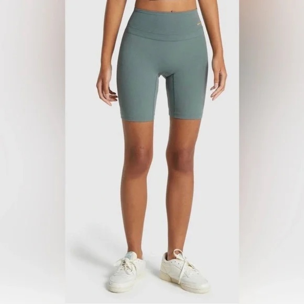 Gymshark: Whitney Simmons Biker Shorts